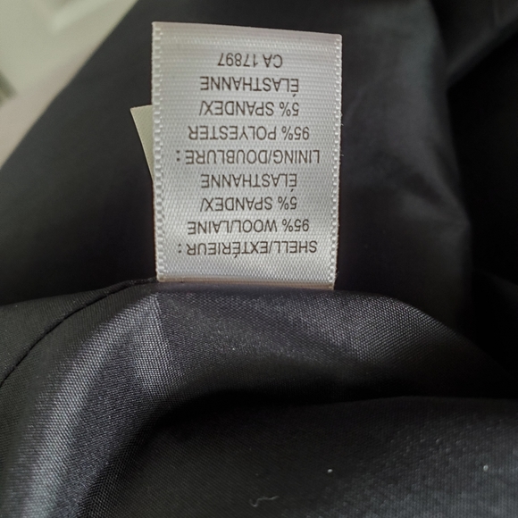 Banana Republic pencil skirt - black 0P - Picture 4 of 4